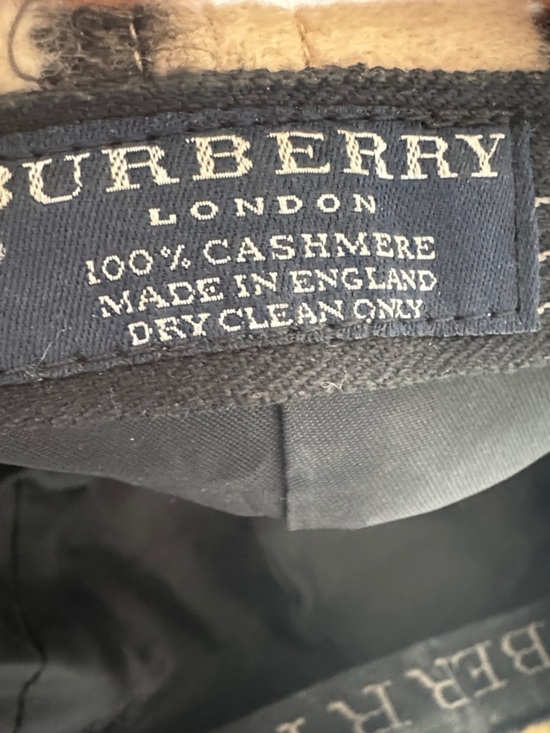 Burberry London 100% Cashmere Beige Plaid Cap with Black and Red Checks main image 8